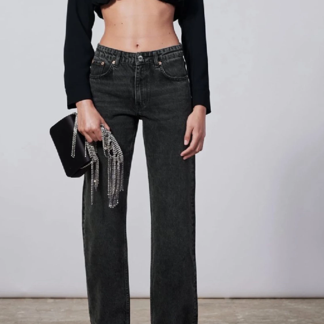 Mid-waste straight jeans