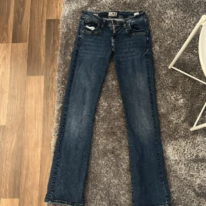 LTB Jeans - Jättefina LTB jeans i nyskick. Modell Valerie och storlek 28/32❤️Pris kan diskuteras, kom privat för fler bilder
