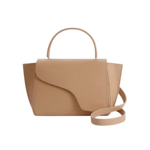 ATP Atelier väska  - Super söt väska!  Köpte för 5200 i slutet av 2022, säljer pågrund av att jag inte får användning av den längre!❣️Den är i bra skick. Kom privat för fler bilder. ( pris kan diskuteras)