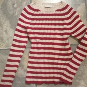 Fin Vintage Tröja - Ifrån märket Lipp!  Jätte fint skick! 