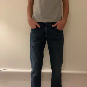 Levi’s jeans, 513, helt nya med lappar!