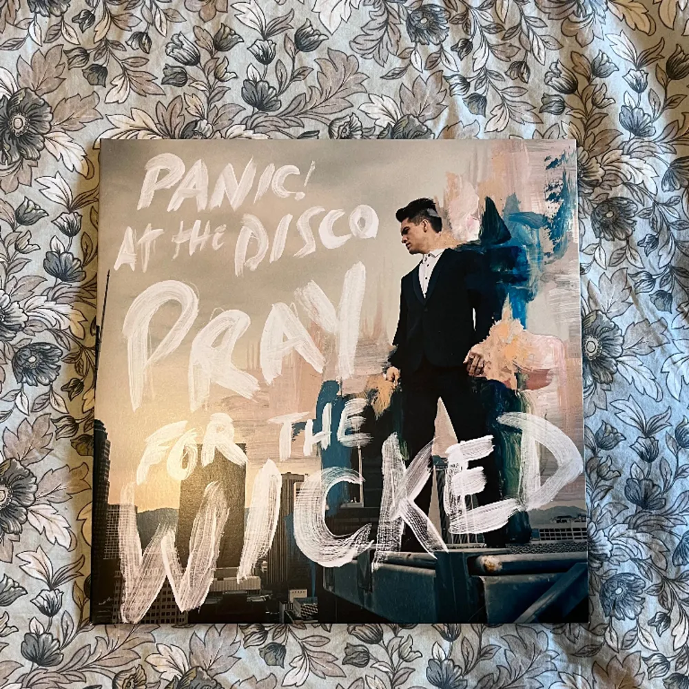 Panic! at the disco “pray for the wicked” vinyl, svart. Aldrig spelad och i nyskick!🌟💿. Övrigt.
