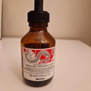 Davines hårtonic - Davines Naturaltech Energizing Thickening Tonic 100 ml, ca 50% av flaskan kvar.  Ord pris 459 kr.