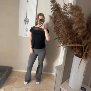 Bootcut byxor - Finaaaaa