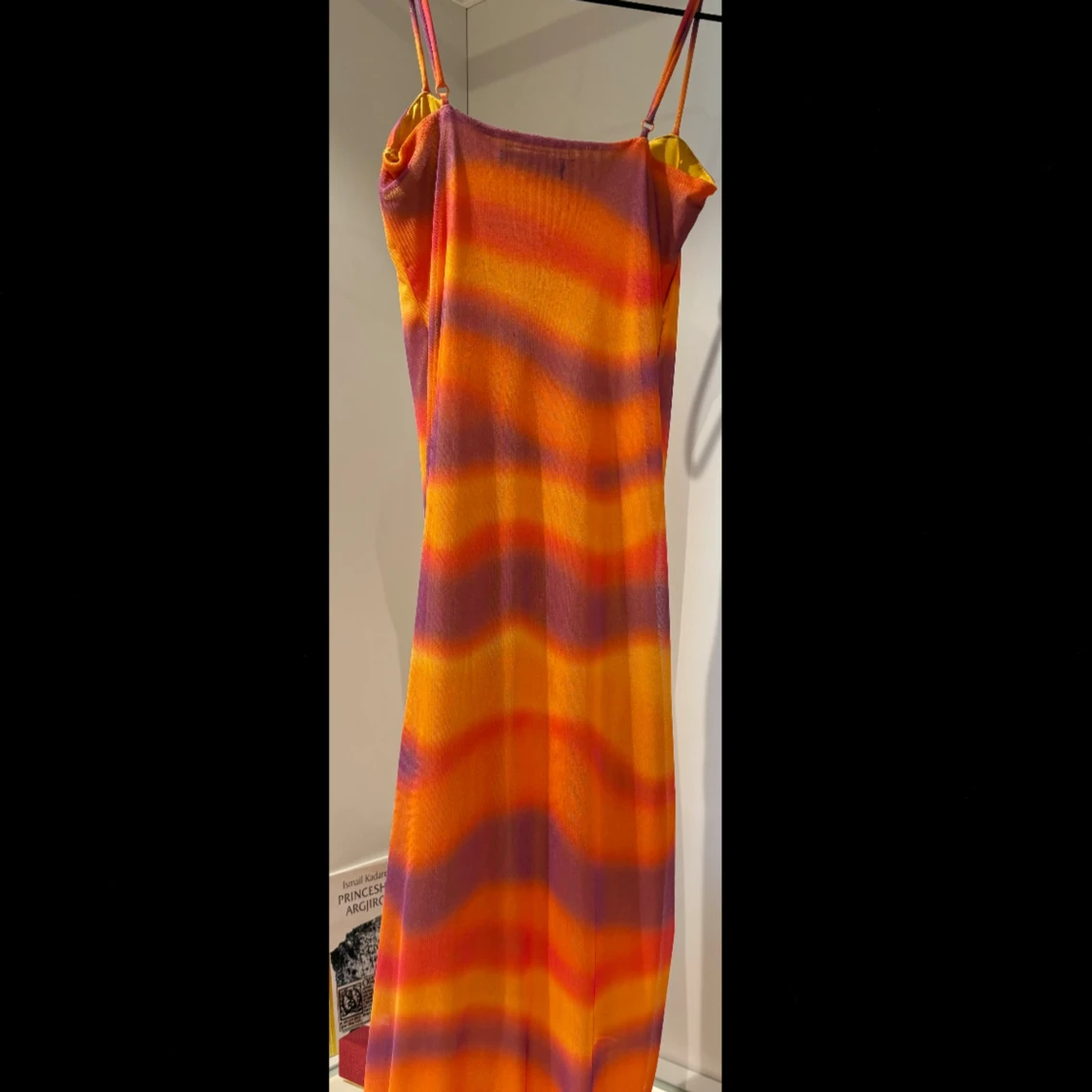 Färgglad klänning stl S - 90