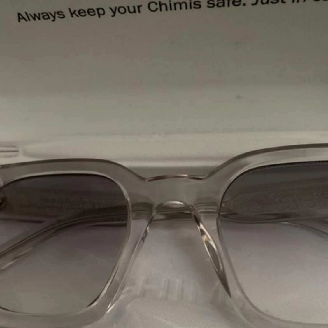 Solglasögon (CHIMI) 04 - 90