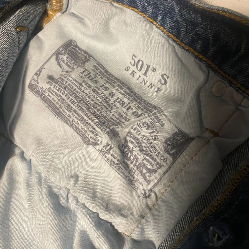 Levis 501 skinny i nyskick. Jeans & Byxor.