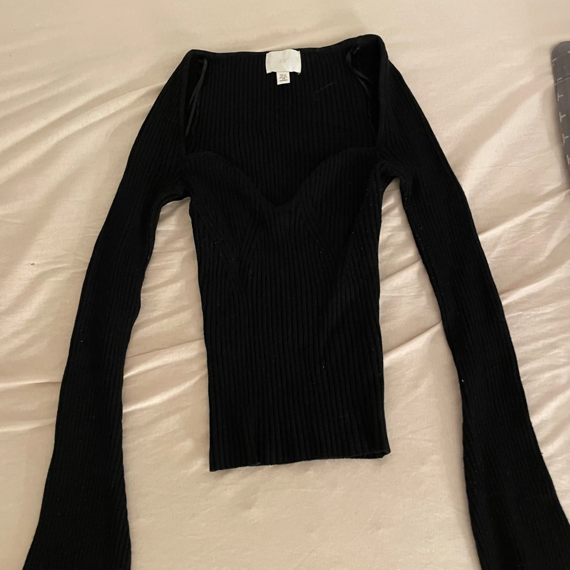 Ribbstickad tröja - 91