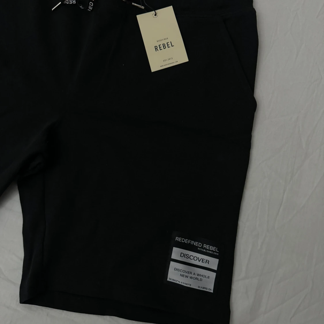 Oanvända Redefined Rebel Shorts - 90