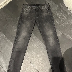 Replay jeans - Replay jeans, storlek 29/32, skick 9/10 superbra.