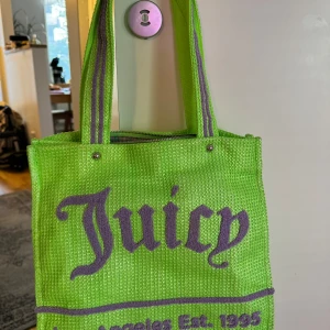Juicy Couture väska - Superball väska från juicy couture. Aldrig använd!