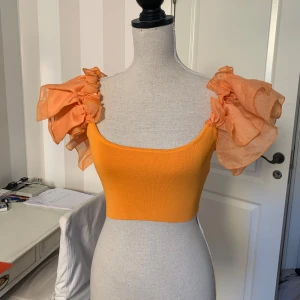 Topp orange - Somrig topp i fint skick! 