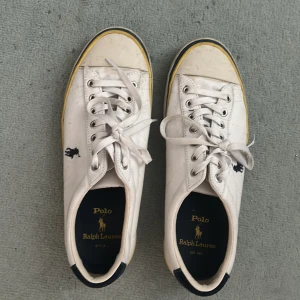 Ralph Lauren skor  - Snygg par Ralph lauren skor 