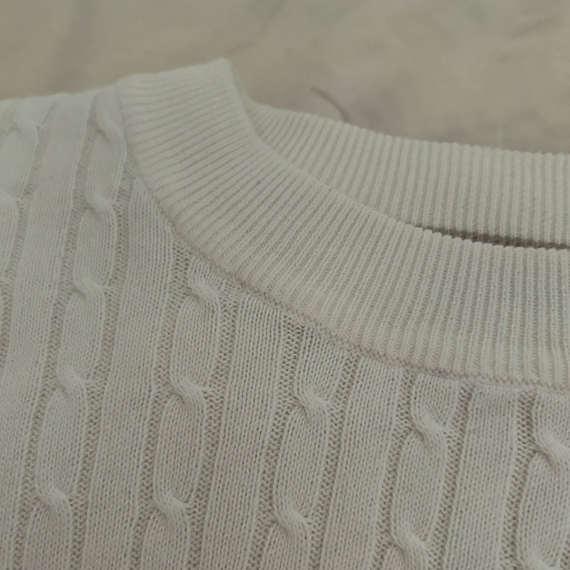 Vit tröja  - 90