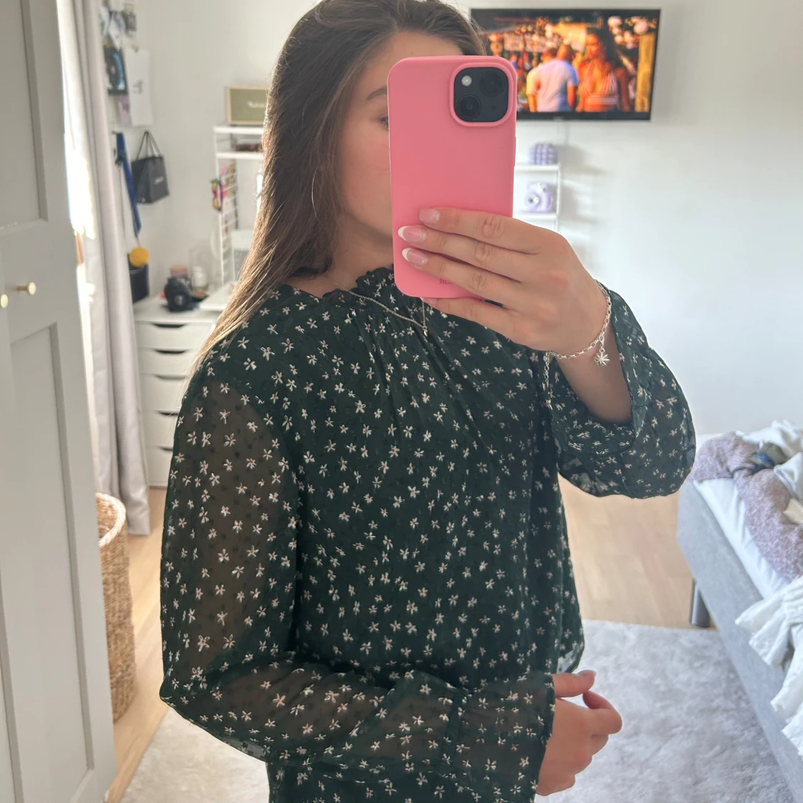 En grön blommig blus!  - 91