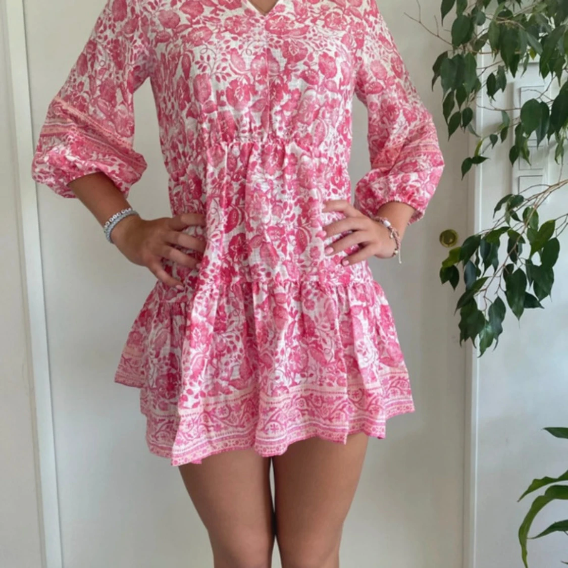 Rosa mönstrad miniklänning  - 90