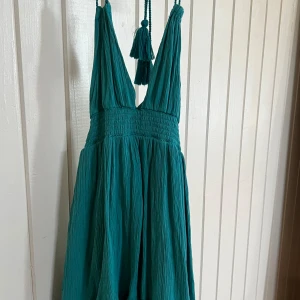 Sommarklänning - Jättesöt klänning från pull&bear perfekt till sommaren! 