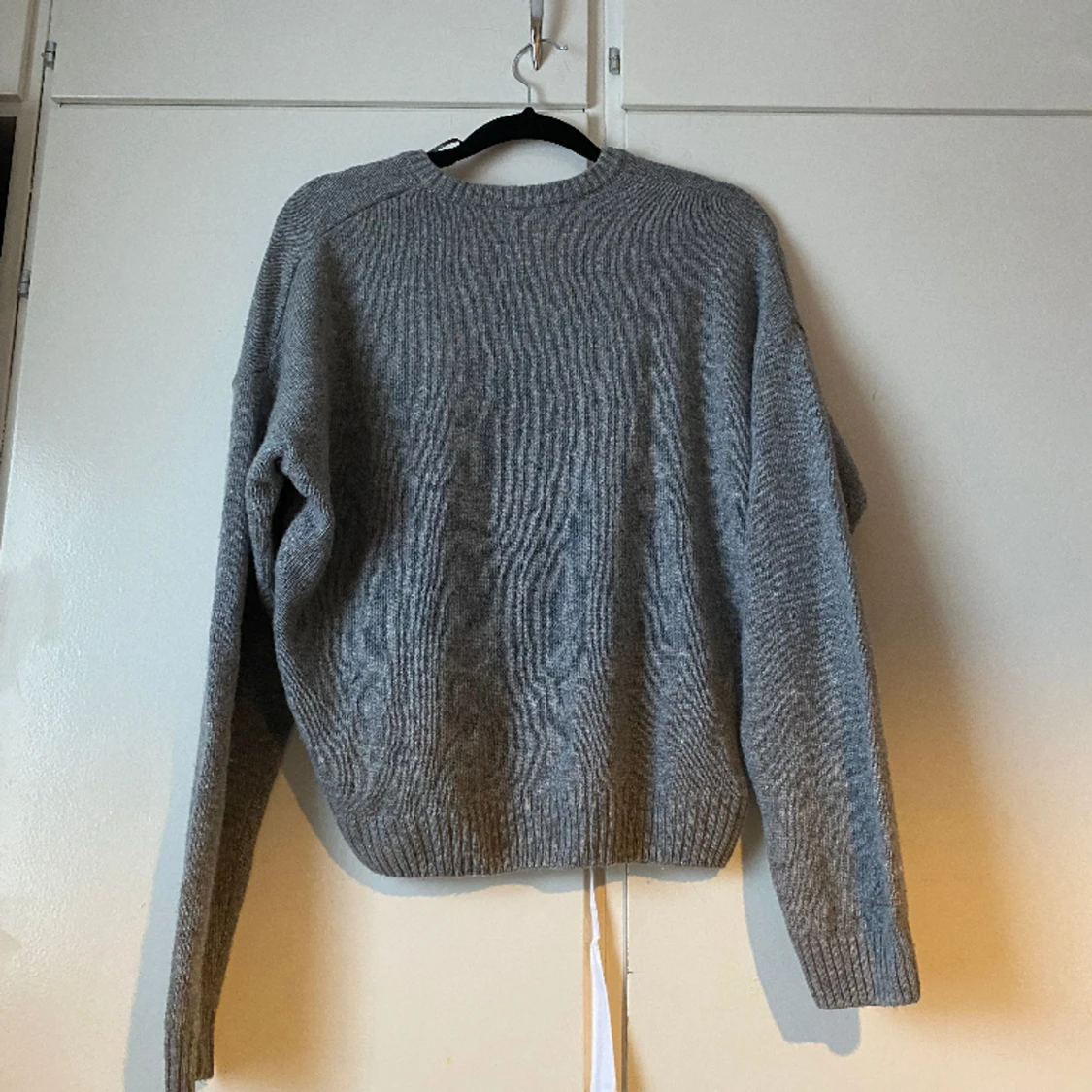 V ringad tröja  - 90