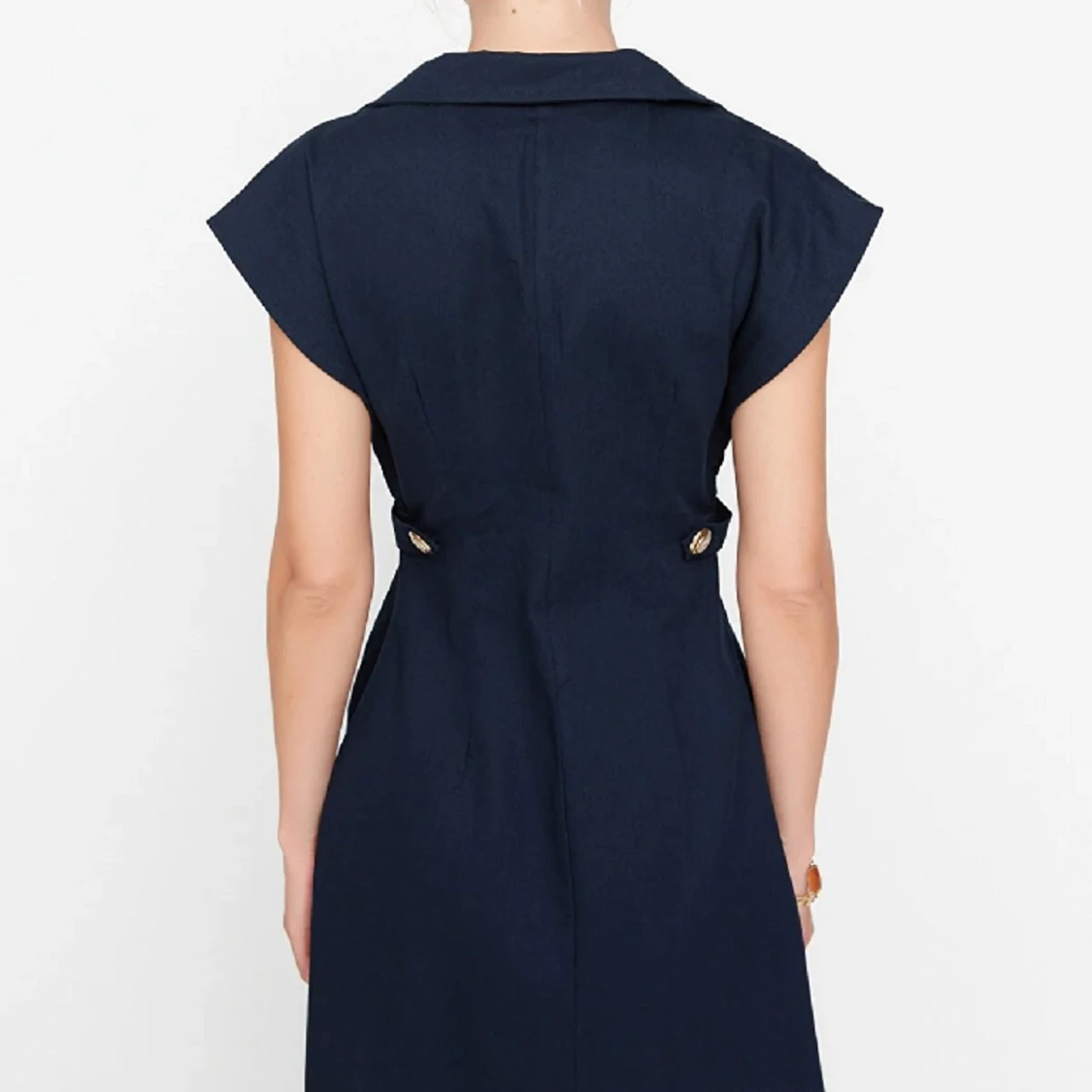 Marinblå klänning - 91