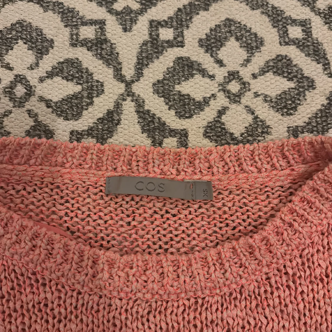 Rosa sticka tröja - 90