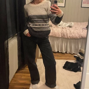 Stickad tröja - Super snygg stickad tröja🙌 super bekväm och bra kvalitet!