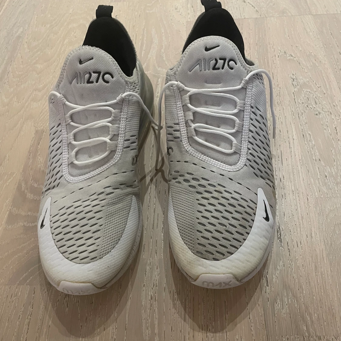 Airmax 270 storlek 44