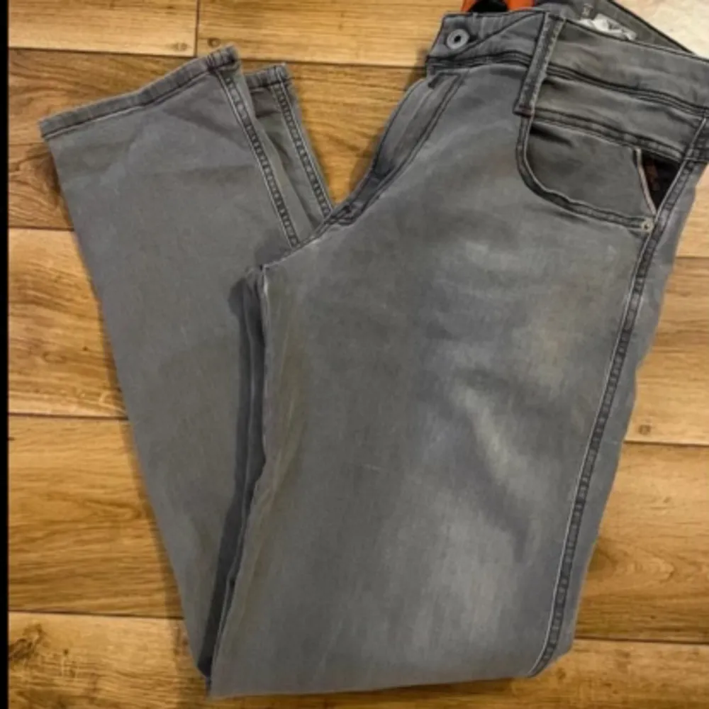 Replay jeans storlek 30/32. Jeans & Byxor.