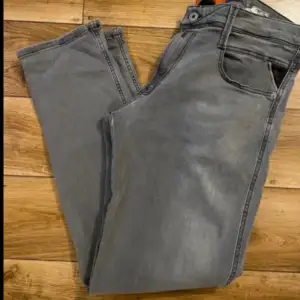 Replay jeans storlek 30/32