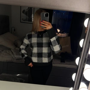 Stickad tröja från HM👌🏼 - Stickad tröja, storlek Xs💞💞från HM