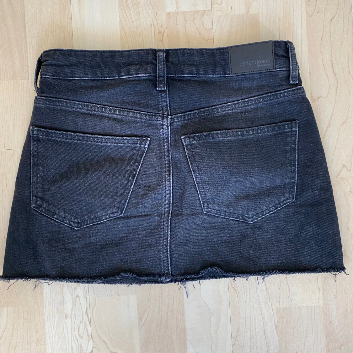 Svart jeanskjol - 90