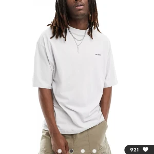 T-shirt  - En ny tröja från collusion, inte använd, i förpackning! Ny pris 189! 