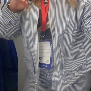 Set från h&m - Använd vid två tillfällen, fint skick. Byxorna strl 36 och jackan i 38.