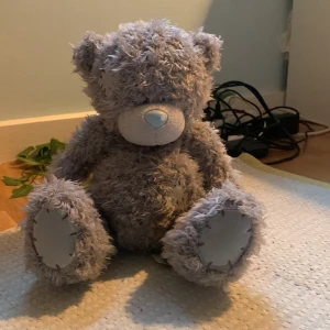 Nalle björnis - En jätte fin och söt nalle i bra skick tvättad innan köp💕 ⚠️VIKTIGT ⚠️ Tar bara Swish 💗