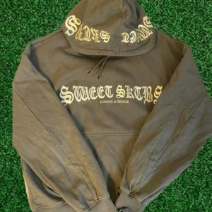 HOODIE - Fåtal ggr användt 