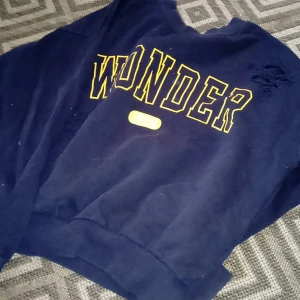 Tröja - Säljer denna fina Tricot tröja om man vill se mer av den får man skriva privat