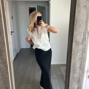 Zara blus  - I fint skick! Använd ett fåtal gånger. 💘