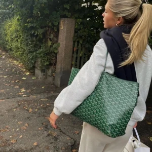 Goyard väska  - Fin goyard väska. Köpt på Plick därav pris. 