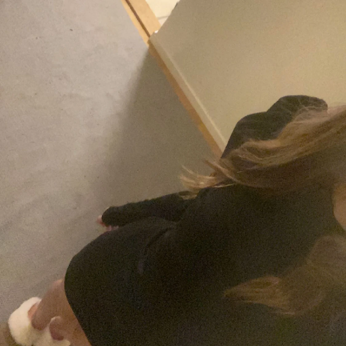 Svart puffärms klänning - 90