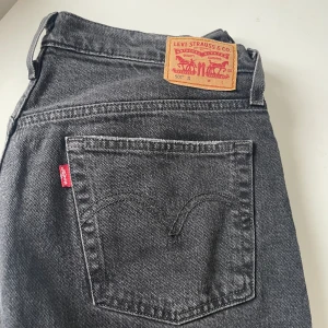 Levis 501 skinny  - Storlek 30/30 använda ett par gånger bara
