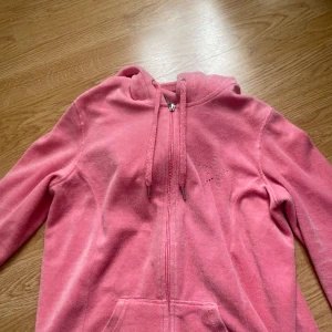 Zip hoodie  - Zip hoodie från esmara, storlek S