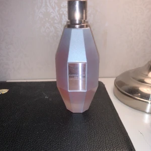 Victor & Rolf flowerbomb Dew - Endast testad. 100ml. 