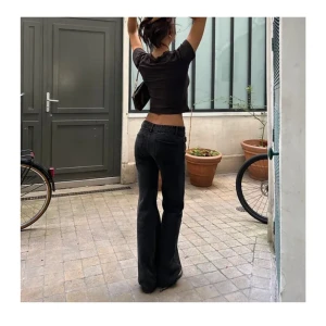 Alobha jeans - Säljer dessa jeans ifrån Lova Widerbergs märke alobha label, aldrig använda och finns kvar i originalförpackningen samt prislapp kvar , nypris 999kr