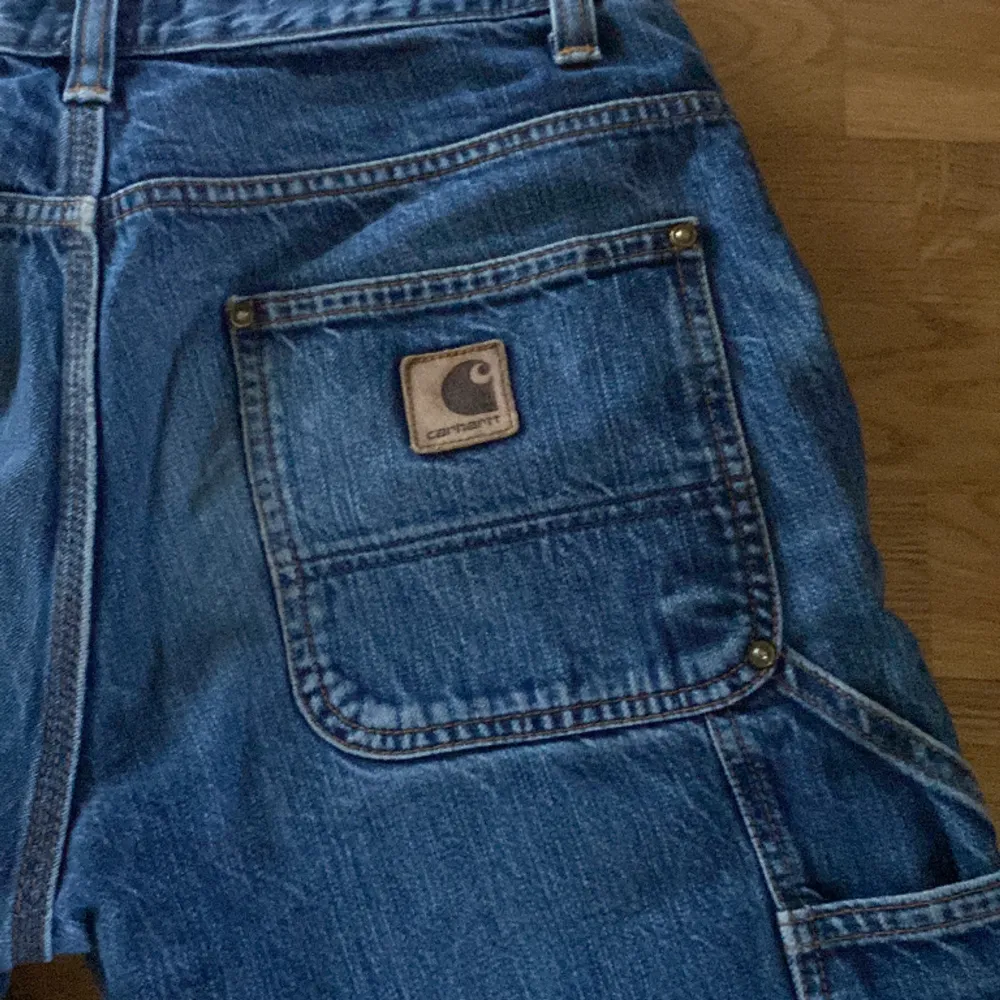 Säljer dessa jeans då dom inte används längre💞 Skriv om ni har nån fråga!. Jeans & Byxor.