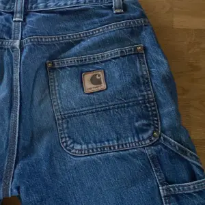 Säljer dessa jeans då dom inte används längre💞 Skriv om ni har nån fråga!