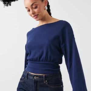 off shoulder tröja - från Gina tricot, super fin, nytt skick, tror ej den säljs längre då den inte finns kvar på hemsidan🩷🩷