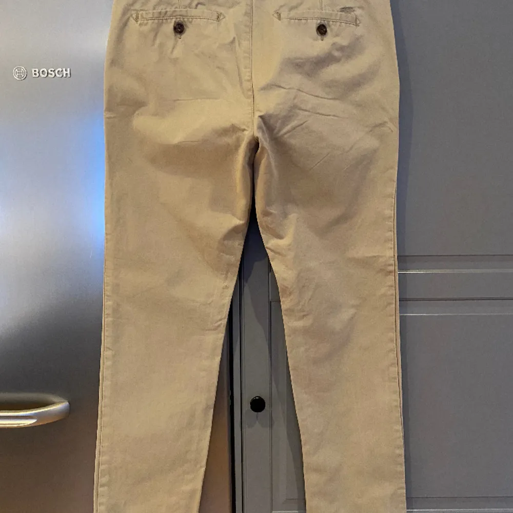 Från Hampton Republic  Beiga Jättefint skick   Strl 31/32  100% bomull . Jeans & Byxor.