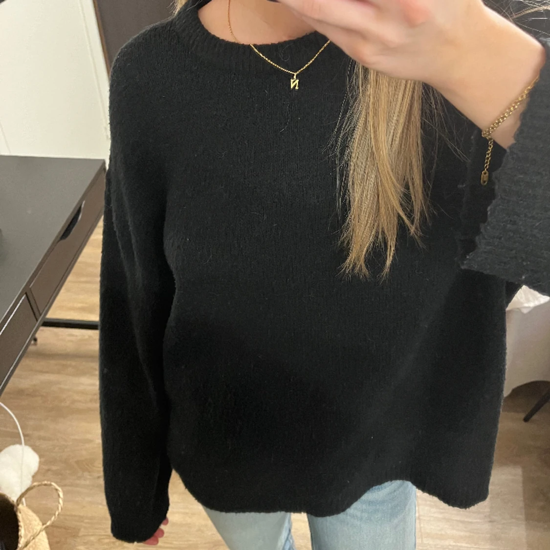 Svart stickad tröja - 91