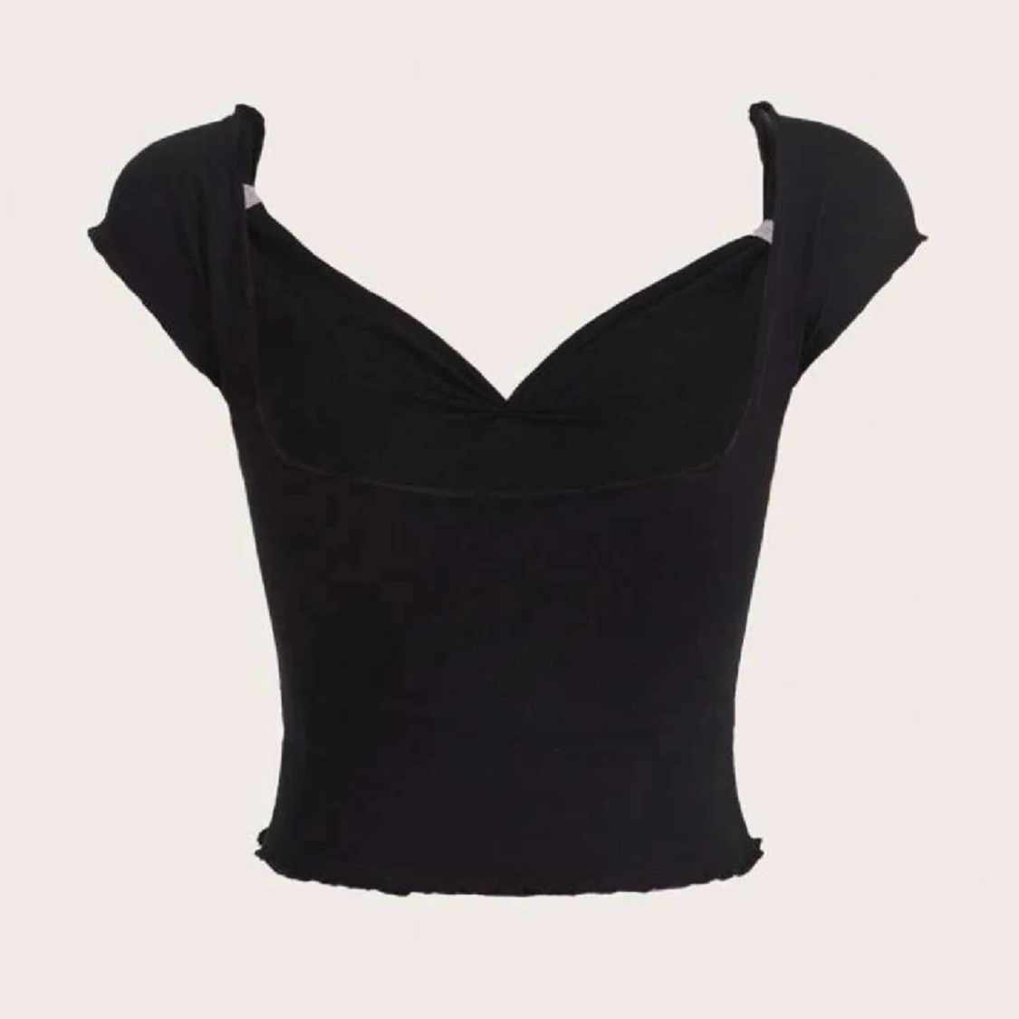 Svart topp med rosetter 🎀 - 90