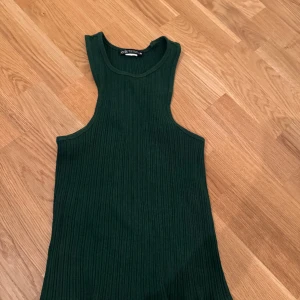 Grön topp Zara - Grön topp från Zara