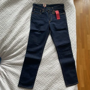 Levis jeans 511 - 511 slim fit. 31/32, otvättade. Oanvända.